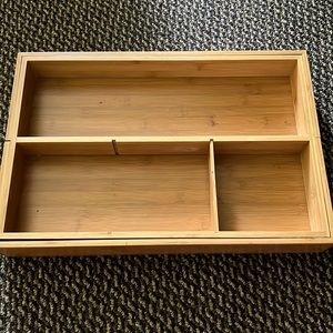 Expandable bamboo draw organizer